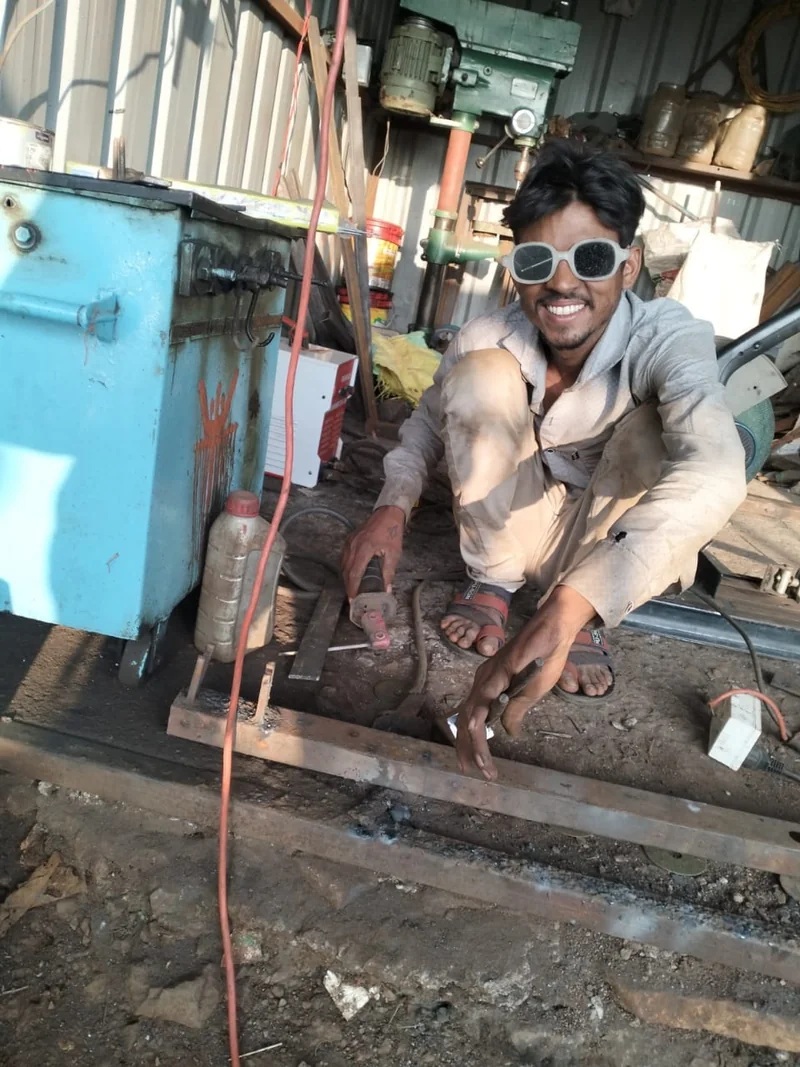 20 वर्षों की परंपरागत कारीगरी को मिला नया संबल, पीएम विश्वकर्मा योजना से बढ़ी तेरसिंग भूरिया की आय