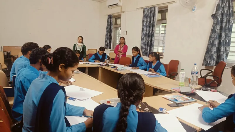 आईटीआई मंडला में “मेरे सपनों का भारत” पर प्रशिक्षणार्थियों ने रखे विचार