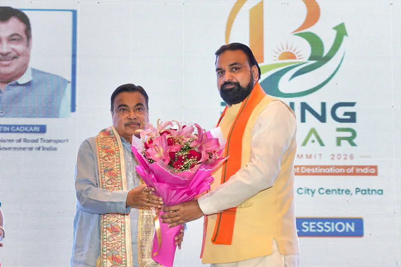 बिहार में हाईवे और एक्सप्रेसवे परियोजनाओं से बढ़ेगी कनेक्टिविटी, निवेश और औद्योगिक गतिविधियां: नितिन गडकरी